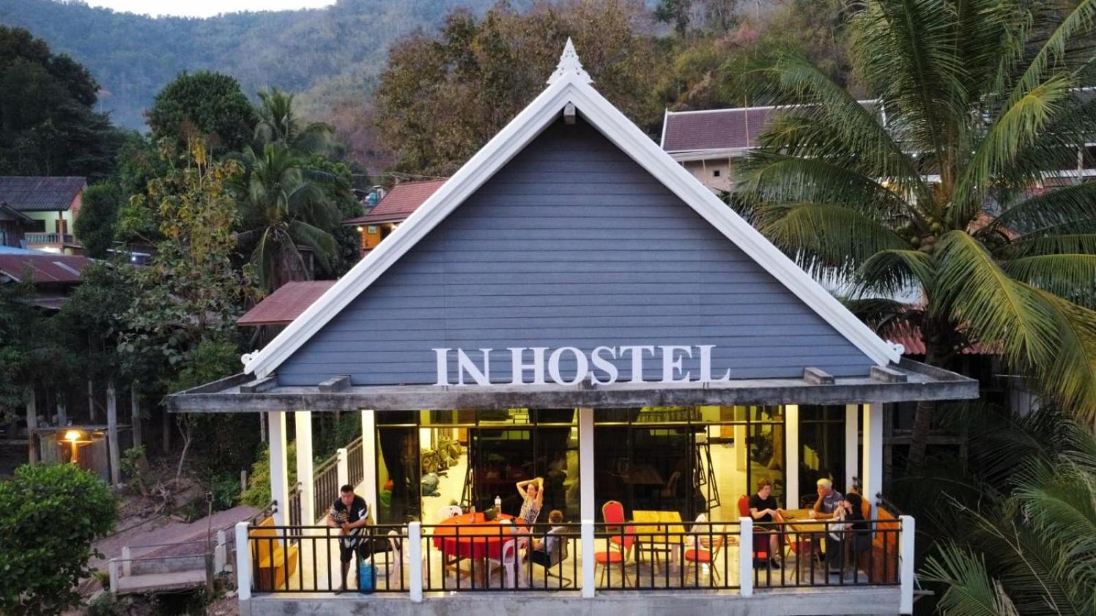 Muang Pakbèng Inn Riverside Hostel Pb מראה חיצוני תמונה